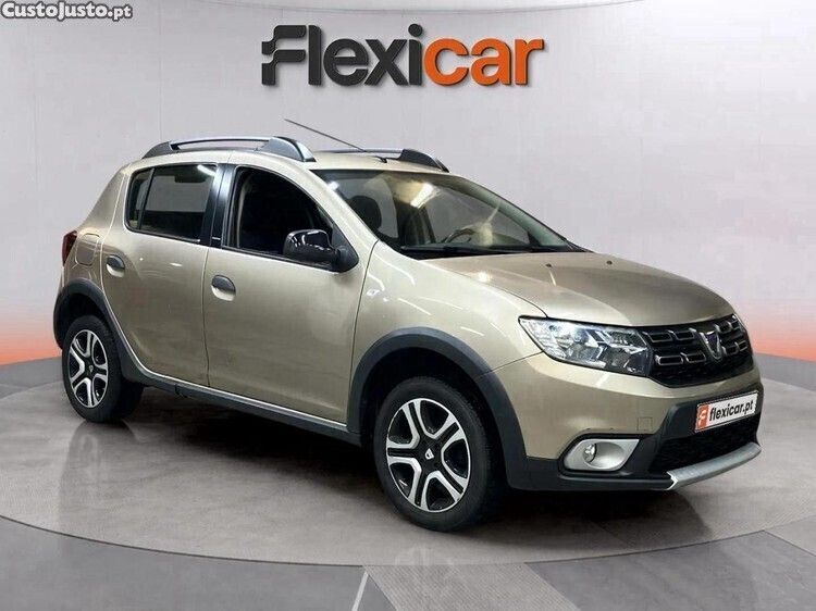 Castanho Usado 2018 Dacia Sandero Stepway Citadino | € 10.790 (Preço justo) - Imagem 1/1