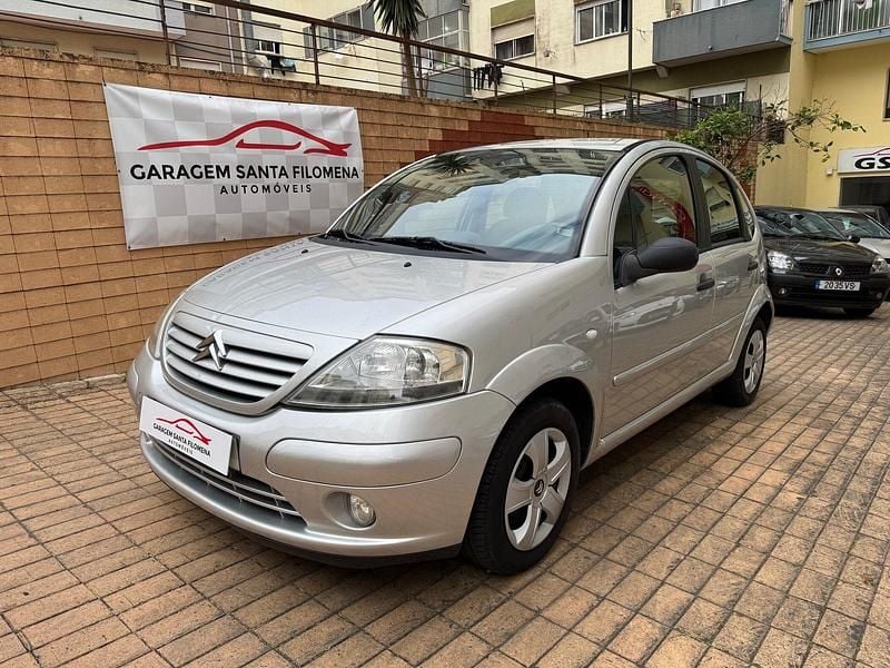 Cinza Usado 2004 Citroën C3 Citadino | € 4.450 (Preço justo) - Imagem 1/4