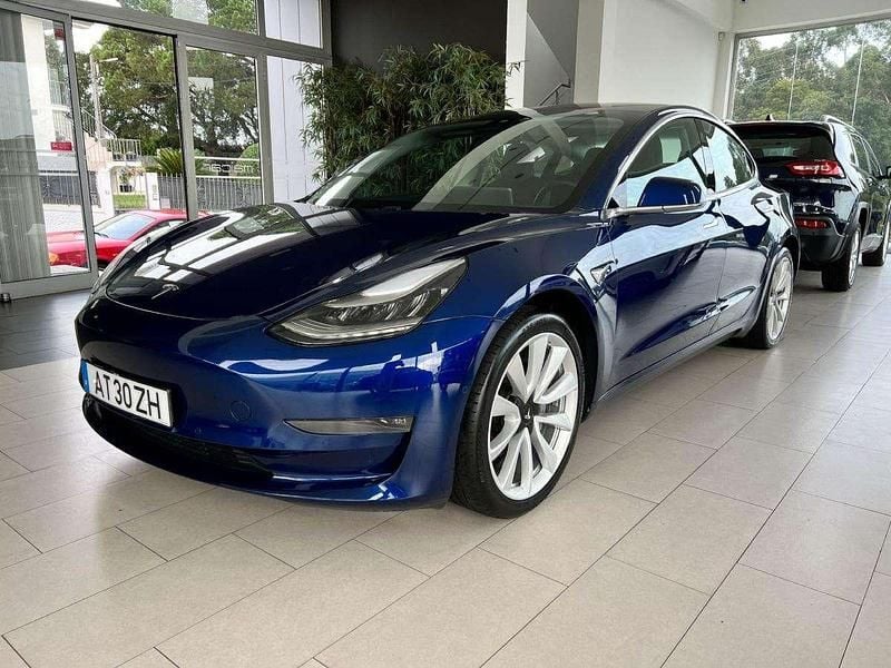 Azul Usado 2019 Tesla Model 3 Long Range AWD Sedan | € 26.990 (Preço justo) - Imagem 1/4