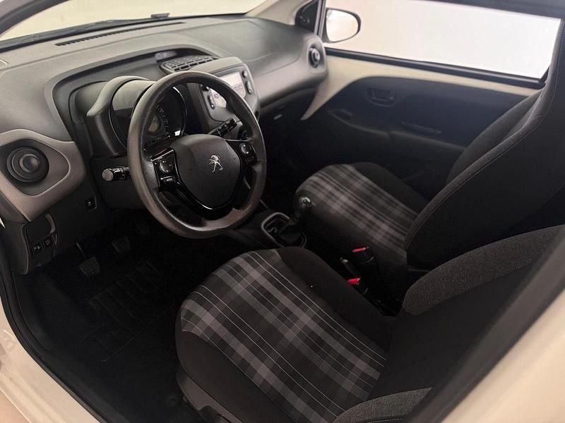 Usado Peugeot 108 Allure 72 HP (52 kW) 2019 Branco Citadino