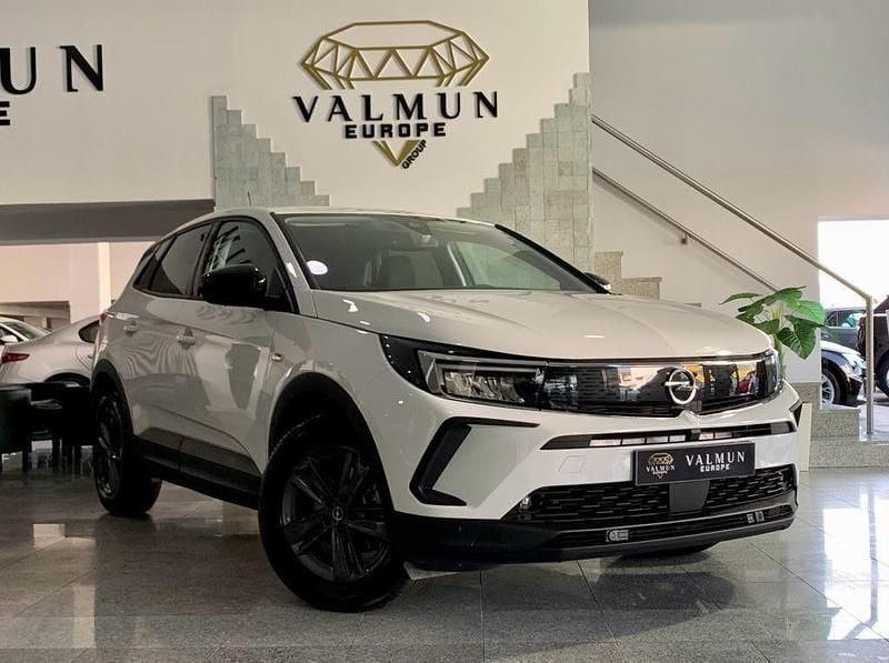 Branco Usado 2022 Opel Grandland X Edition SUV | € 27.990 (Preço justo) - Imagem 1/4