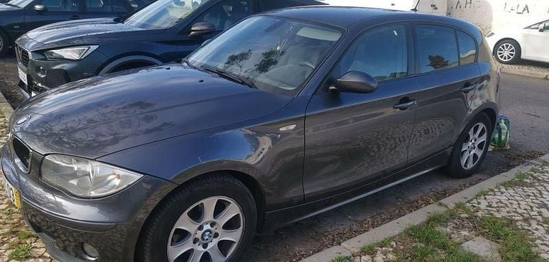 Usado 2004 BMW 118 Citadino | € 5.150 (Bom preço) - Imagem 1/4