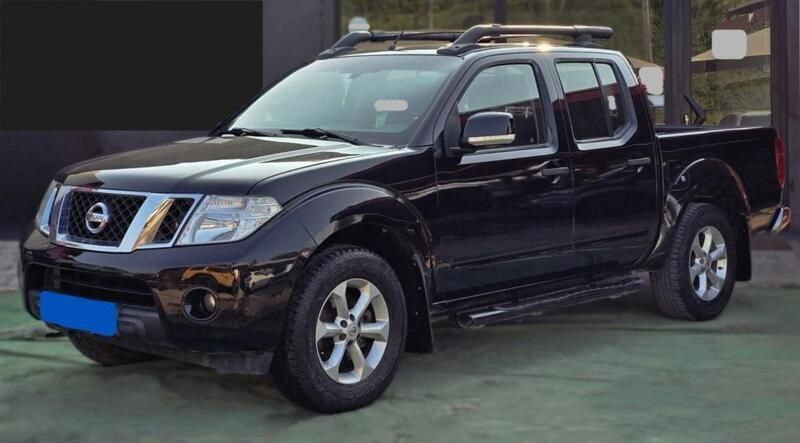 Preto Usado 2010 Nissan Navara Pickup | € 17.900 (Preço justo) - Imagem 1/4