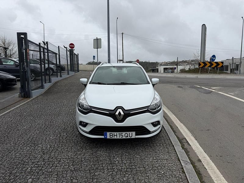 Usado Renault Clio GrandTour Dynamique 90 HP (66 kW) 2020 Branco Carrinha