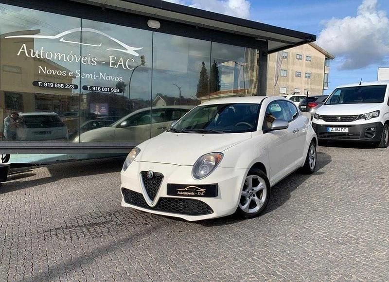 Branco Usado 2018 Alfa Romeo MiTo Citadino | € 10.900 (Preço justo) - Imagem 1/4
