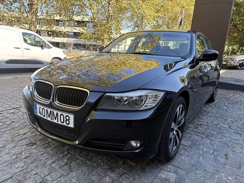 Usado 2011 BMW 320 Sedan | € 8.350 (Preço justo) - Imagem 1/4