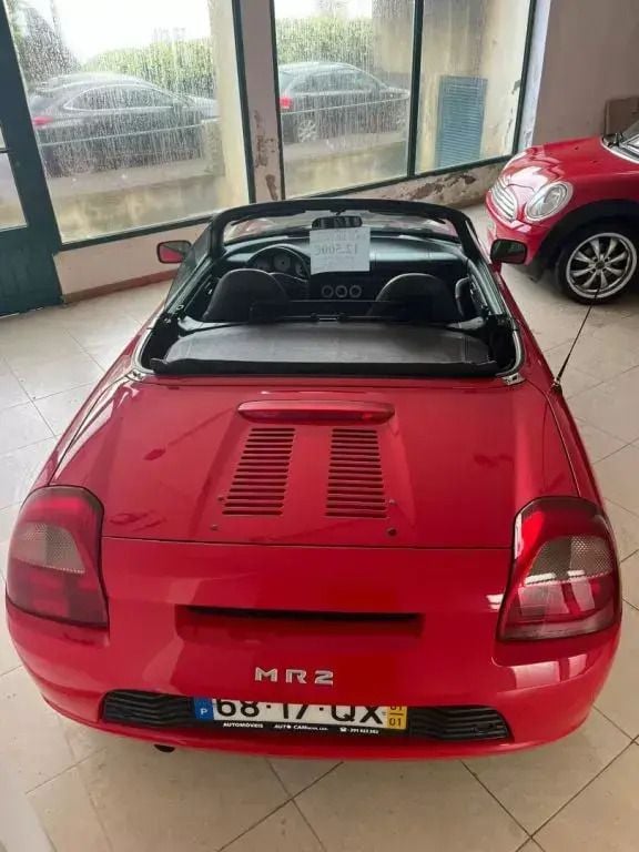 Usado Toyota MR2 143 HP (105 kW) 2001 Vermelho Cabrios