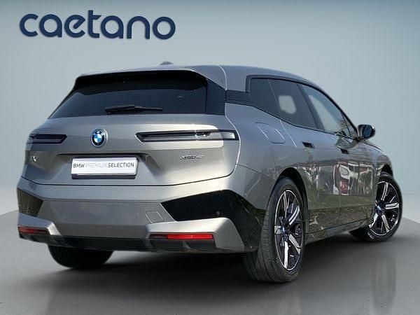 Usado BMW iX 239 kW (326 HP) 2024 Cinza SUV