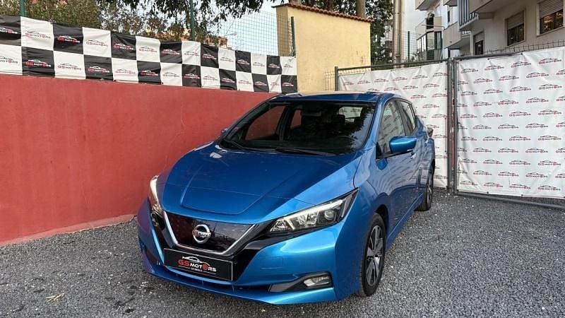 Azul escuro Usado 2021 Nissan Leaf N-Connecta Citadino | € 14.900 (Bom preço) - Imagem 1/4