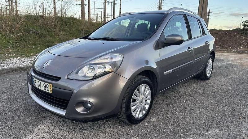 Usado 2010 Renault Clio II Carrinha | € 3.950 (Super Preço) - Imagem 1/4