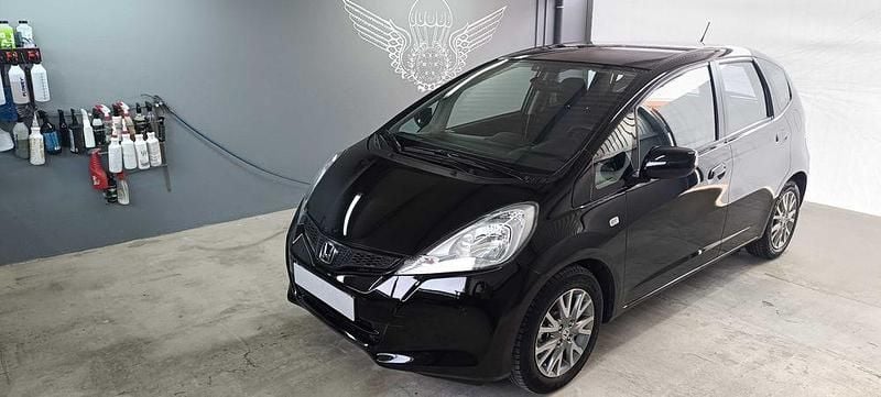 Preto Usado 2012 Honda Jazz Trend Citadino | € 8.490 (Preço elevado) - Imagem 1/4