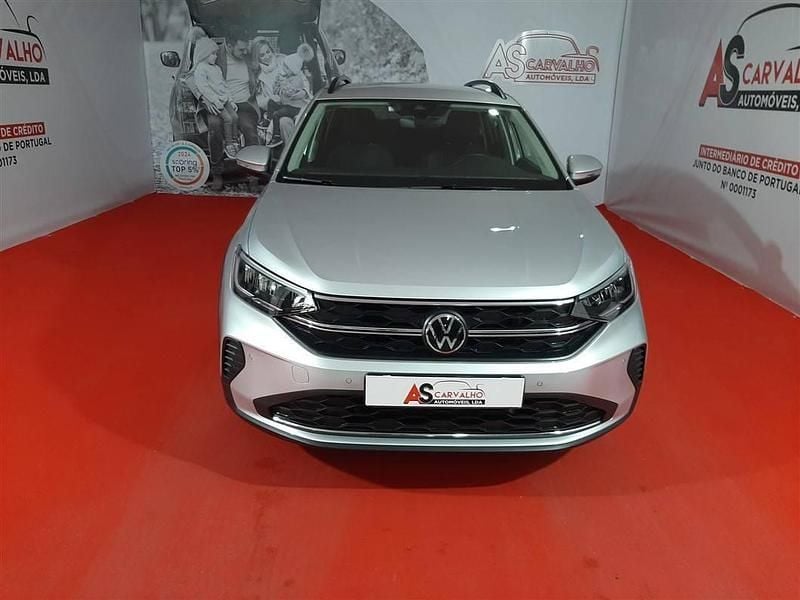 Cinzento Usado 2025 VW Taigo SUV | € 26.990 (Preço justo) - Imagem 1/4