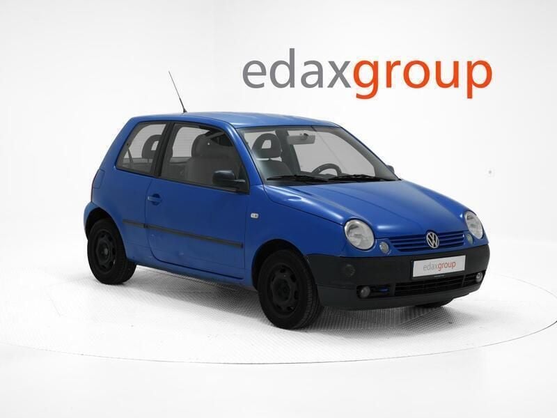 Azul Usado 2001 VW Lupo Citadino | € 1.490 - Imagem 1/4
