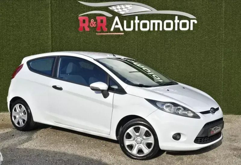 Branco Usado 2011 Ford Fiesta Citadino | € 6.250 (Preço elevado) - Imagem 1/4