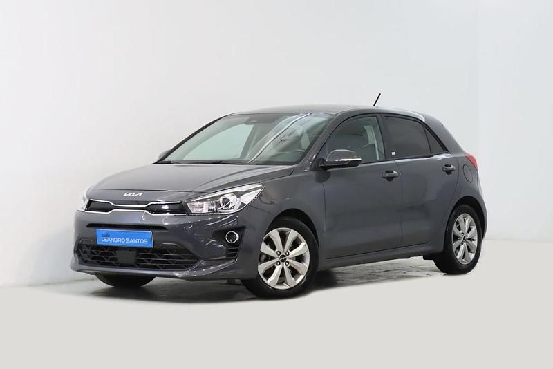 Cinzento Usado 2023 Kia Rio | € 15.900 - Imagem 1/2