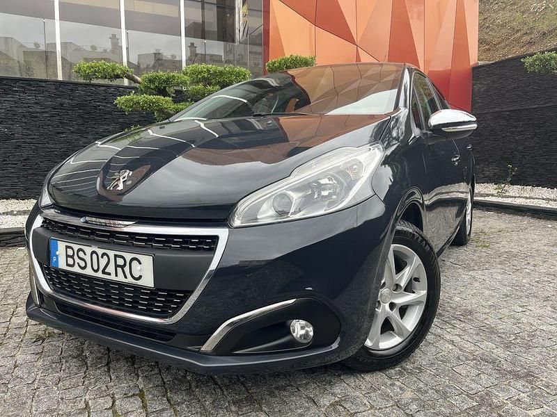 Usado 2017 Peugeot 208 Allure Citadino | € 8.990 (Bom preço) - Imagem 1/4