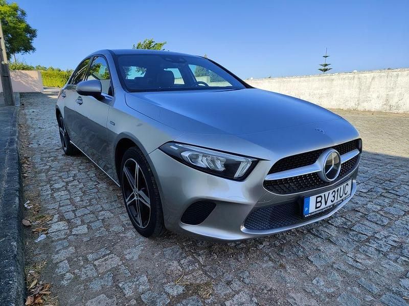 Usado 2020 Mercedes A250 Style Sedan | € 26.000 (Caro) - Imagem 1/4