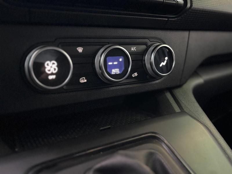 Usado Renault Kangoo 89 kW (122 HP) 2022 Amarelo Monovolume