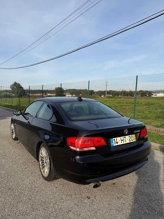 Usado BMW 320 130 HP (95 kW) 2009