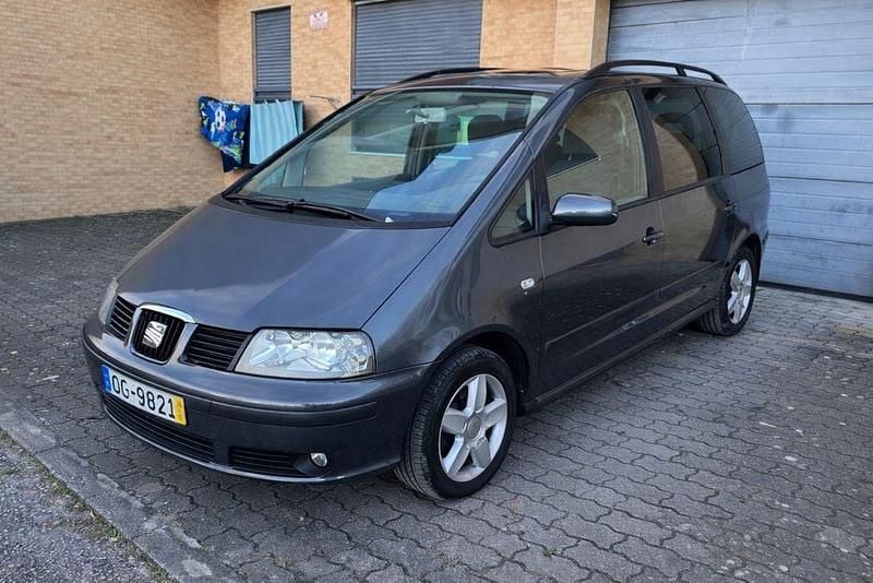 Usado Seat Alhambra 140 HP (102 kW) 2006 Monovolume