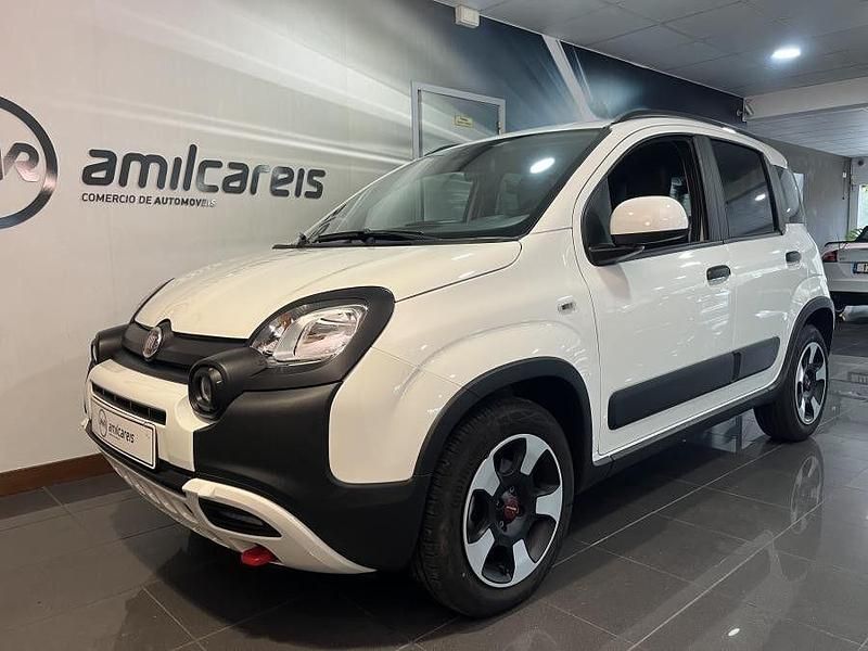 Usado Fiat Panda Cross Cross 70 HP (51 kW) 2024 Branco Citadino