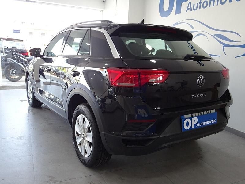 Usado VW T-Roc 110 HP (80 kW) 2021 Preto SUV