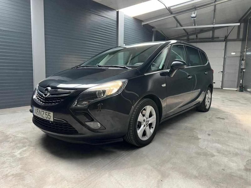 Preto Usado 2013 Opel Zafira Monovolume | € 8.990 (Bom preço) - Imagem 1/4