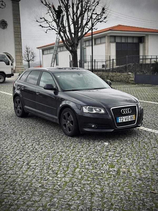 Usado Audi A3 105 HP (77 kW) 2010 Preto Citadino