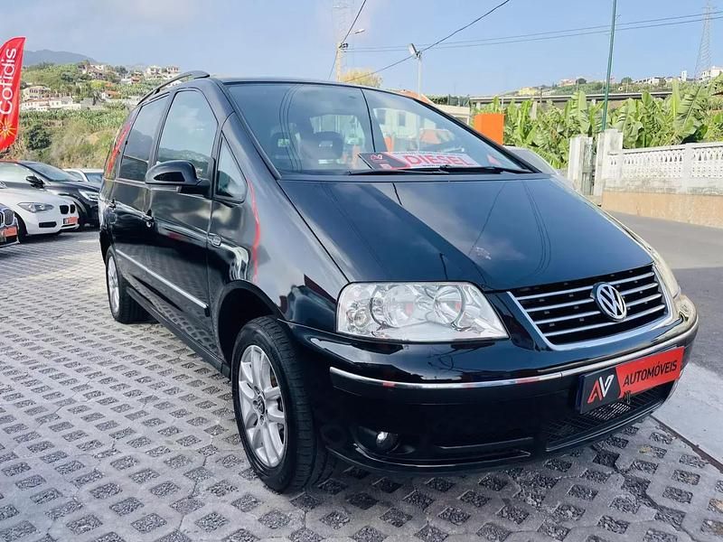 Preto Usado 2009 VW Sharan Family Monovolume | € 11.950 - Imagem 1/4