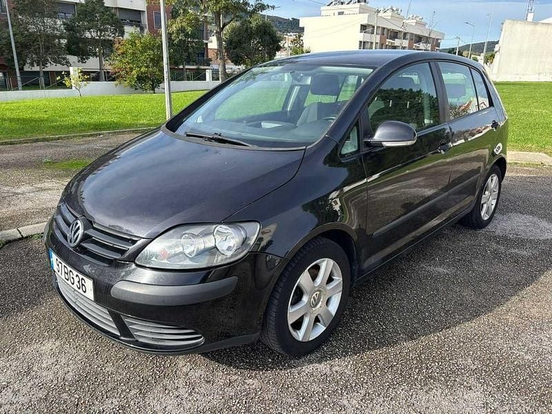 Usado 2006 VW Golf Plus Cross Monovolume | € 6.750 - Imagem 1/4