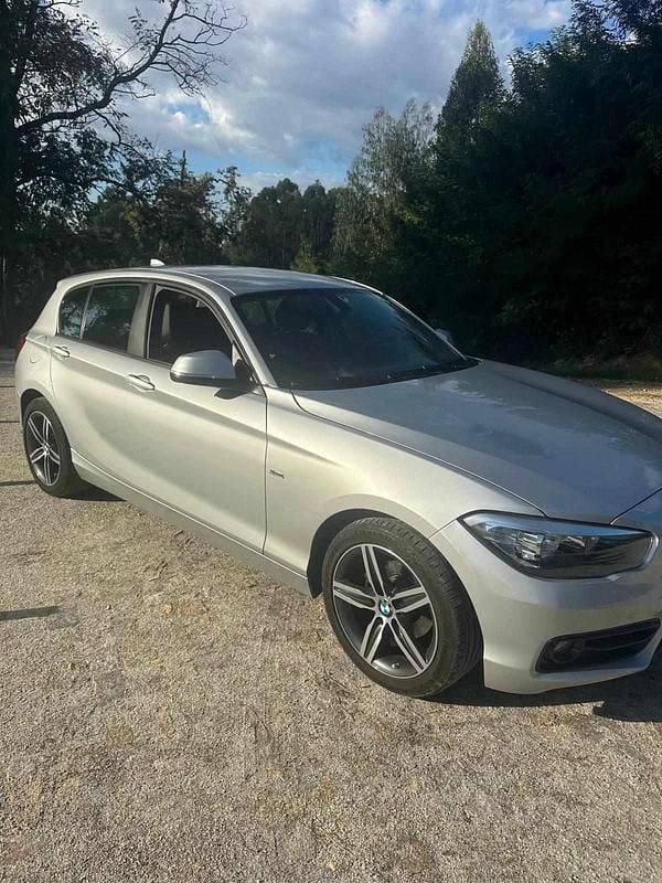 Usado BMW 118 136 HP (100 kW) 2015 Cinzento Citadino