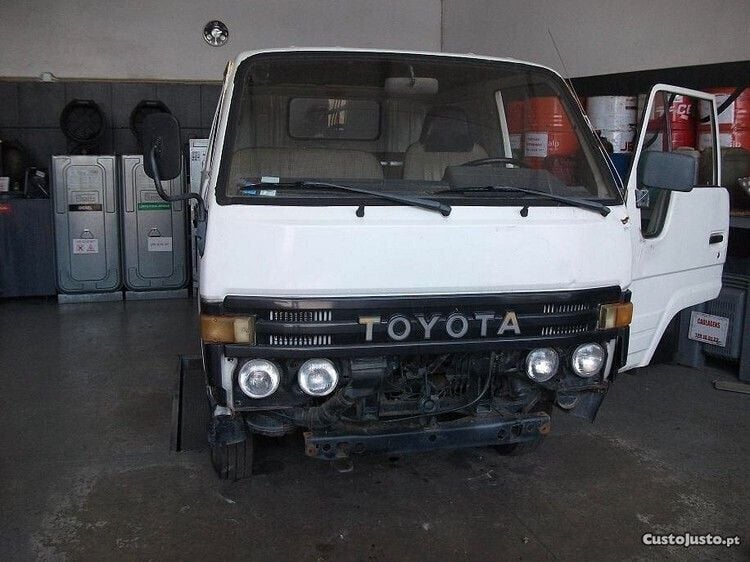 Branco Usado 1988 Toyota Dyna Pickup | € 5.000 - Imagem 1/1