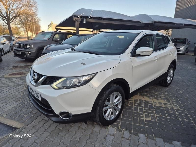 Branco Usado 2014 Nissan Qashqai Acenta SUV | € 13.900 (Preço justo) - Imagem 1/4