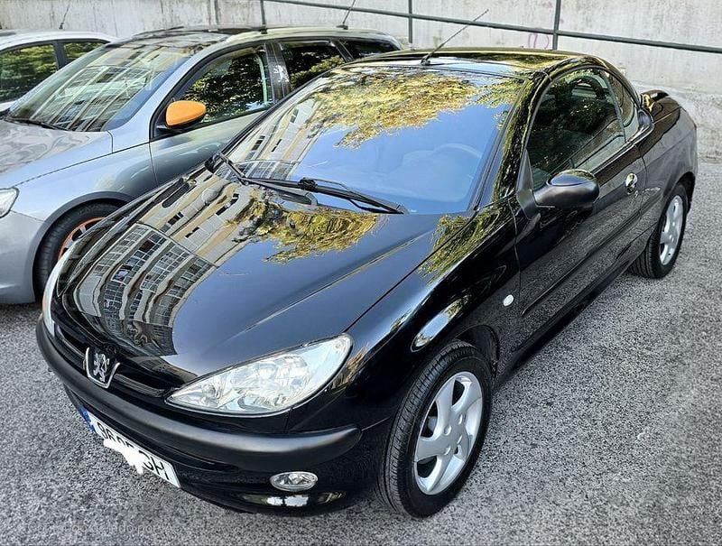 Usado 2001 Peugeot 206 CC Cabrios | € 3.100 - Imagem 1/4