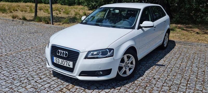 Usado 2010 Audi A3 Attraction Sedan | € 11.350 (Preço elevado) - Imagem 1/4
