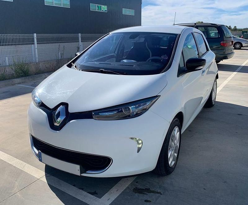 Usado 2015 Renault Zoe Citadino | € 6.500 (Preço justo) - Imagem 1/4