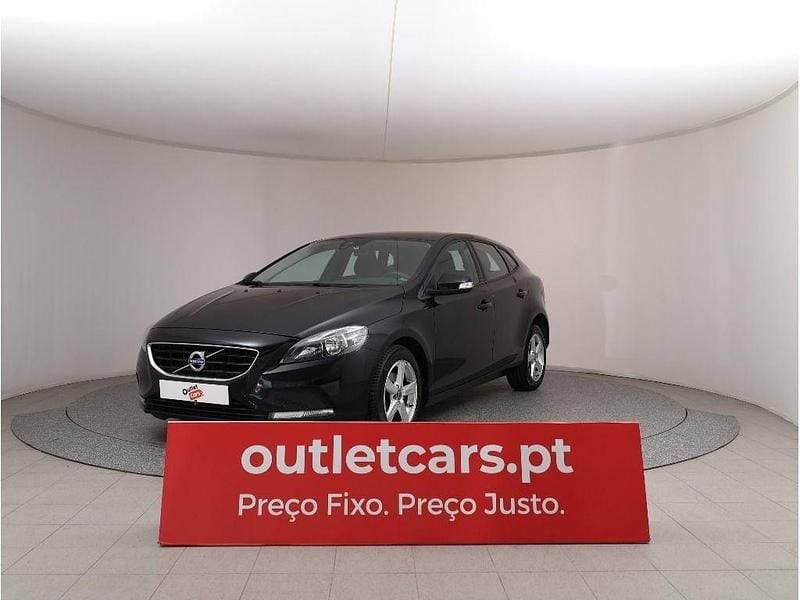 Preto metalizado Usado 2015 Volvo V40 Kinetic | € 13.950 (Bom preço) - Imagem 1/4