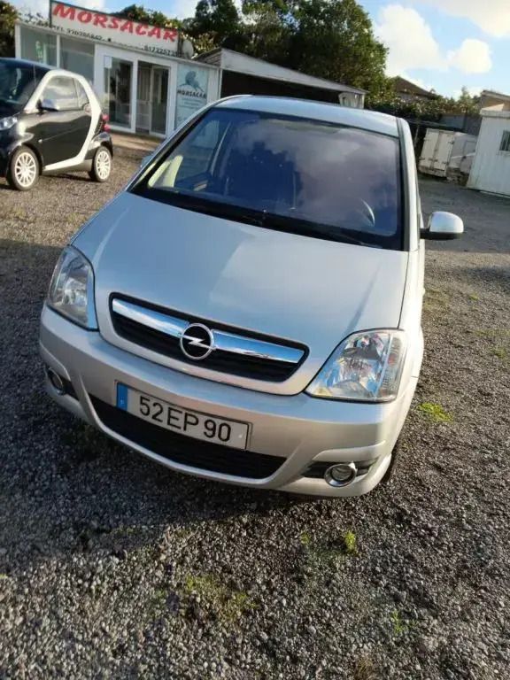 Cinza prata Usado 2007 Opel Meriva Enjoy Monovolume | € 4.850 - Imagem 1/4