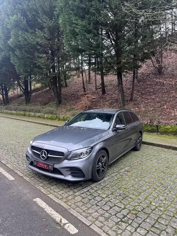 Usado Mercedes C300e AMG 194 HP (142 kW) 2020 Cinzento Carrinha