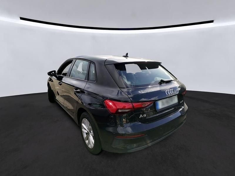 Usado Audi A3 116 HP (85 kW) 2021 Preto Sedan