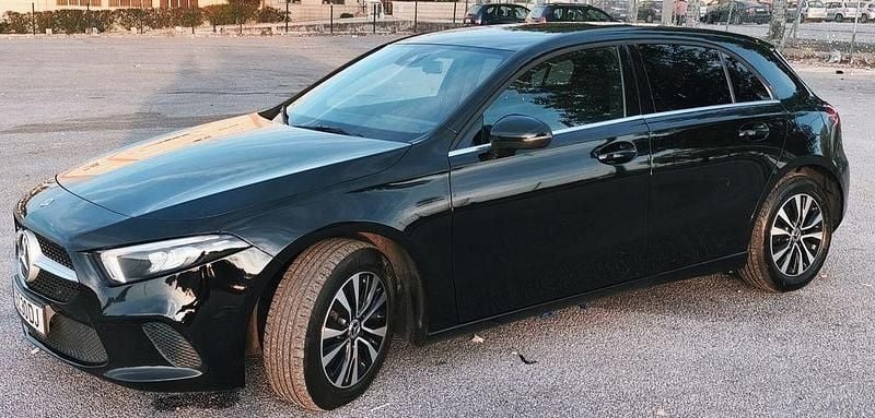 Usado Mercedes A180 Progressive 116 HP (85 kW) 2019 Sedan