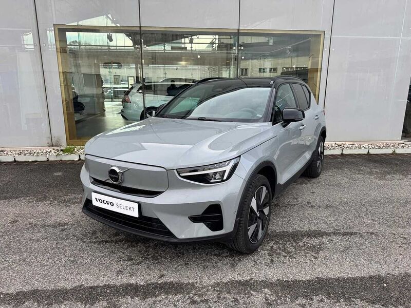 Cinzento Usado 2025 Volvo EX40 SUV | € 54.990 - Imagem 1/4
