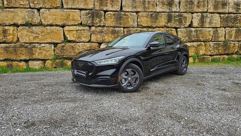 Usado Ford Mustang Mach-E Extended Range 216 kW (294 HP) 2022 Preto SUV