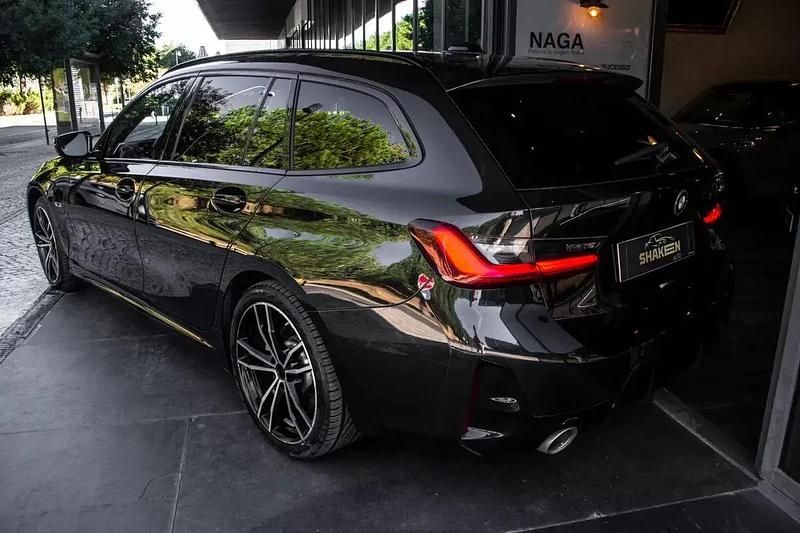 Usado BMW 320e 204 HP (150 kW) 2022 Preto Carrinha