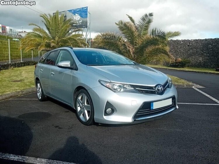 Cinza Usado 2014 Toyota Auris Touring Sports Carrinha | € 14.500 (Preço elevado) - Imagem 1/1