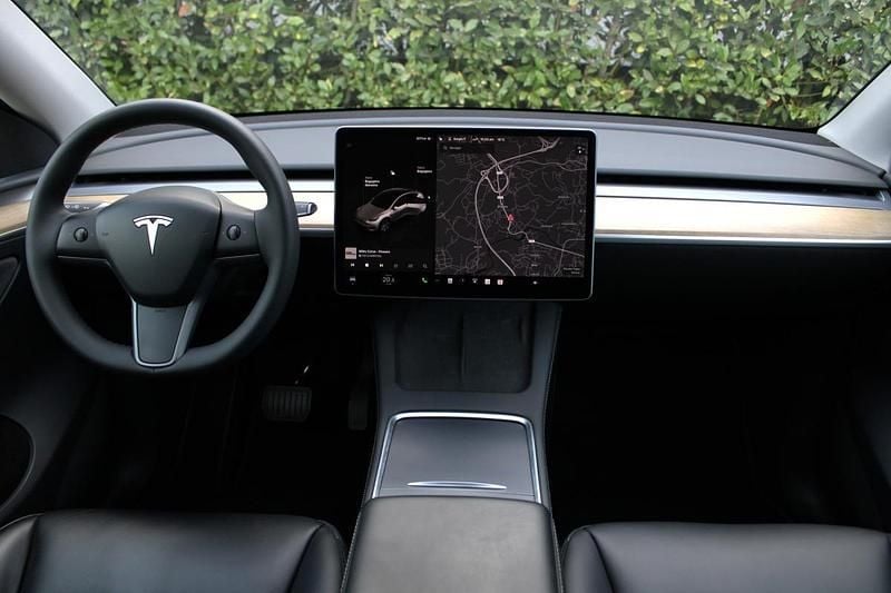 Usado Tesla Model Y 378 kW (514 HP) 2022 Branco SUV
