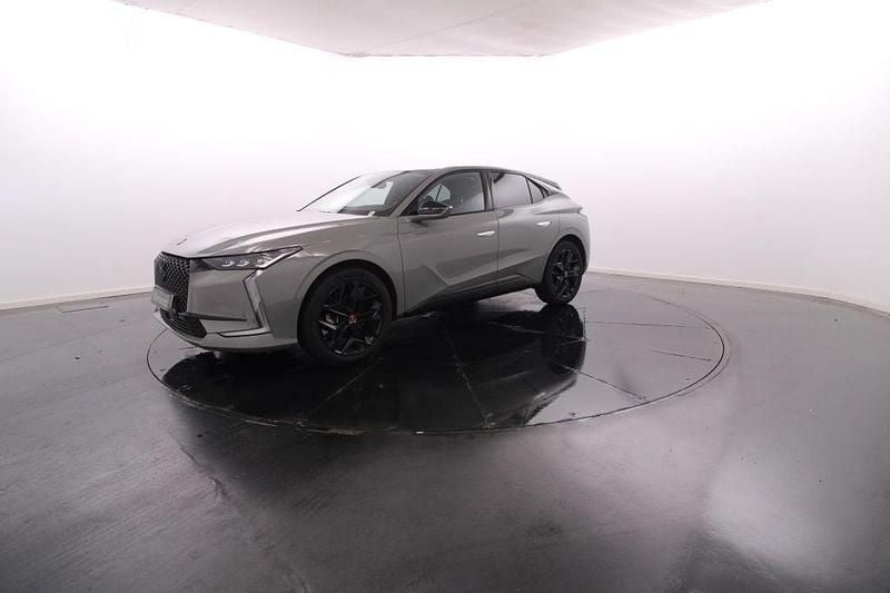 Cinzento Usado 2024 DS Automobiles DS4 | € 29.950 (Preço elevado) - Imagem 1/4