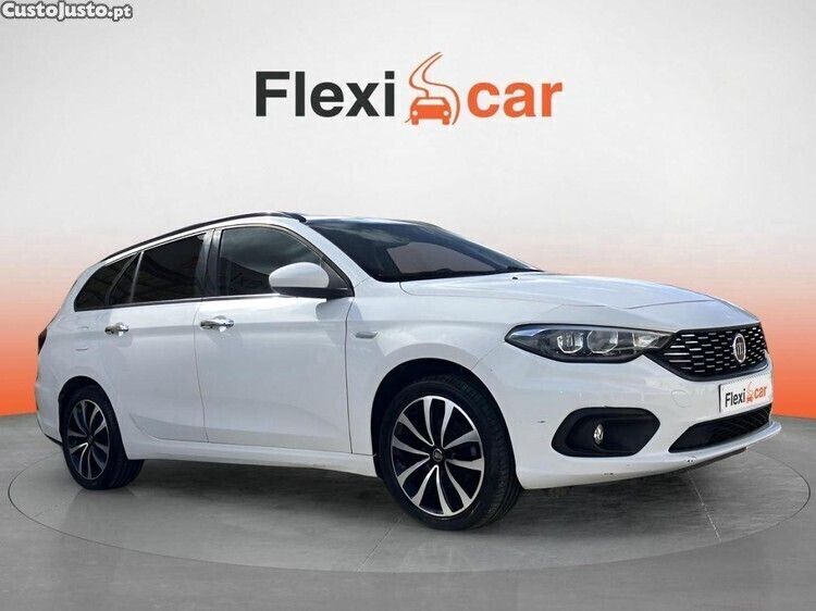 Branco Usado 2020 Fiat Tipo Lounge | € 12.990 - Imagem 1/1