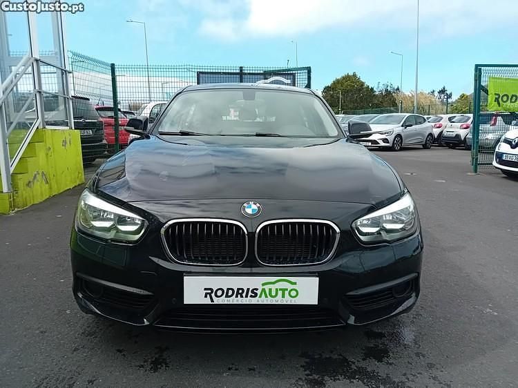 Preto Usado 2018 BMW 114 Citadino | € 17.500 - Imagem 1/1