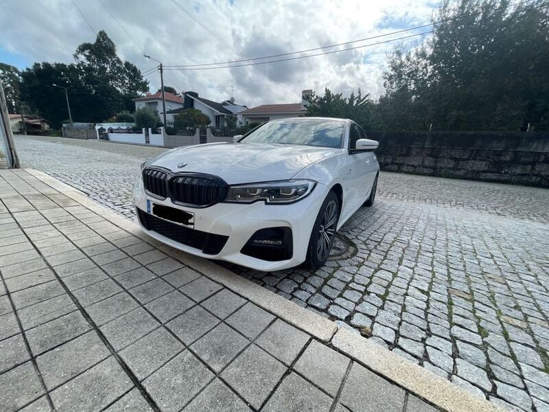 Usado 2019 BMW 330e Sedan | € 34.500 (Caro) - Imagem 1/4